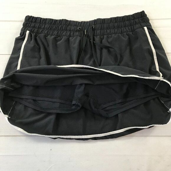 Gap Fit Black Track Short Piping Contrast Detail Medium - Picture 4 of 9